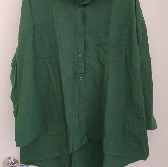 XL Elegant Beautiful Professional Work Tops - Picture 7 of 10